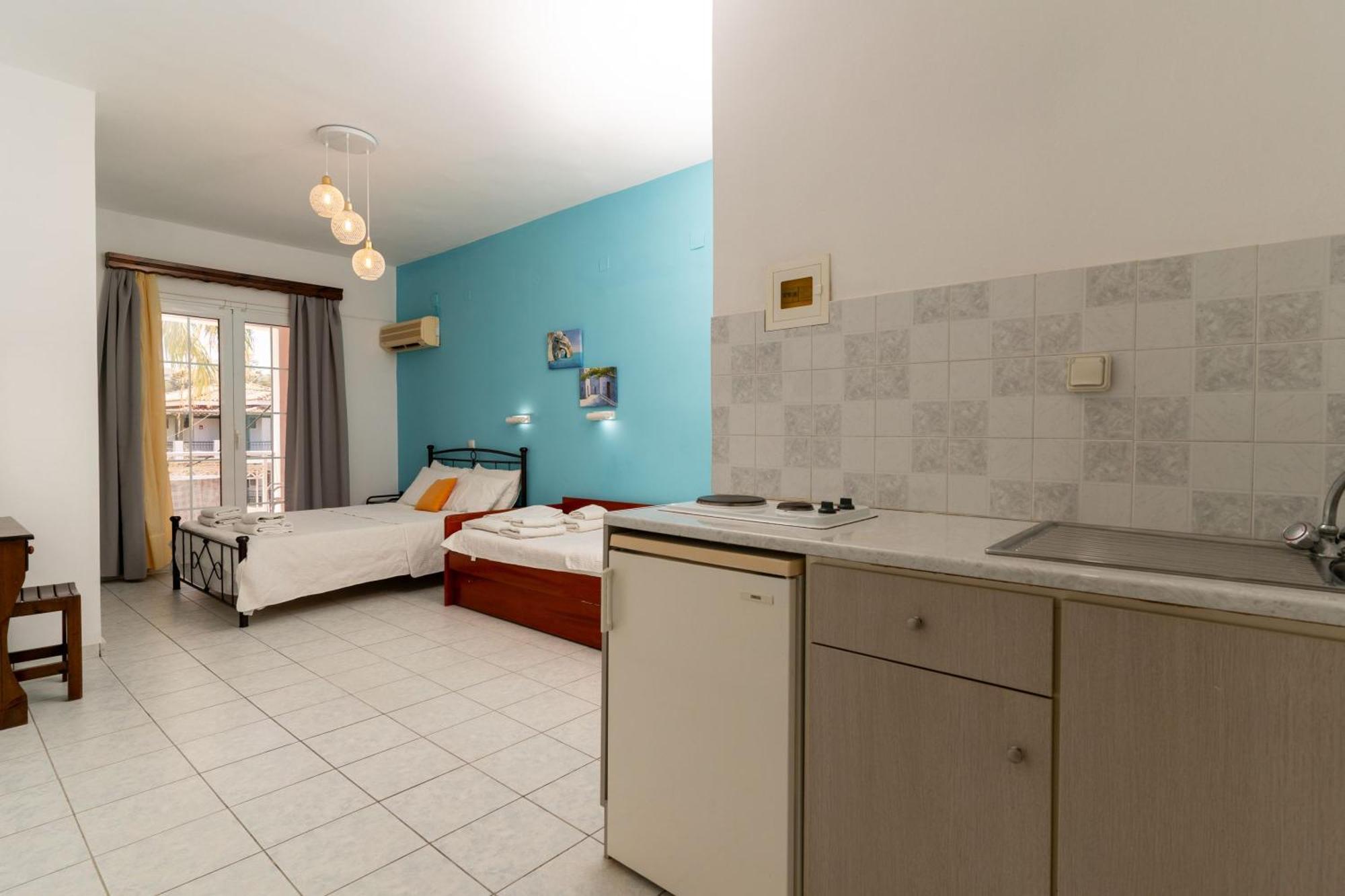 Standard Studios - Epsilon Tsilivi Планос Экстерьер фото